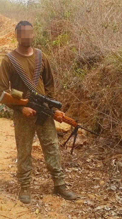 STF men are recruited from district police and Chhattisgarh Armed Force (CAF), serve for 3 years and join their parent unit. In pic - STF personnel w X-95 & AR-M1