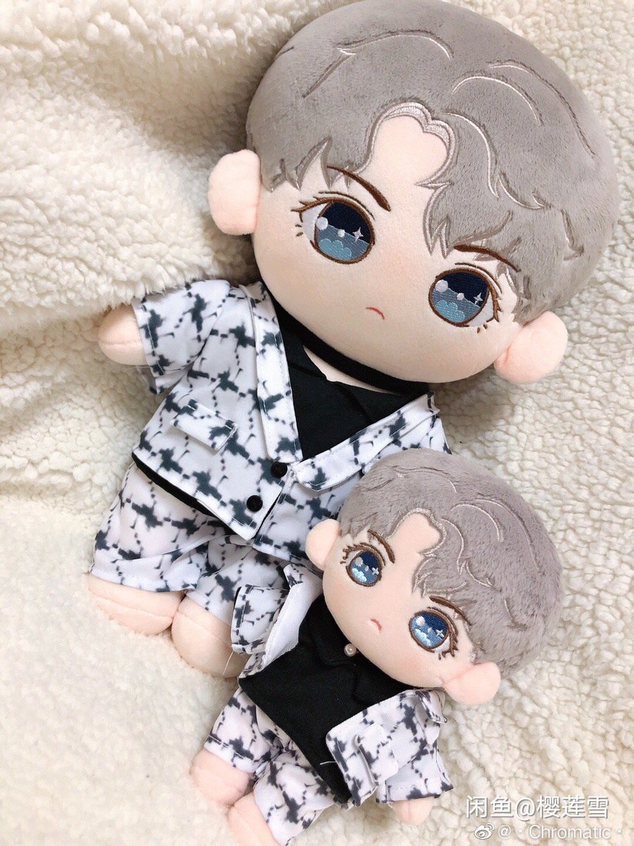 NinePercent_buy's tweet photo. 【PREORDER】Evan Lin YanJun dolls (inclusive doll clothes)
P1: 20cm artist-Jun @ RM125
P2: 40cm OK-Jun @ RM160
#LinYanjun #林彦俊 #画报橘 #OK俊 https://t.co/S5EiKQoVSM