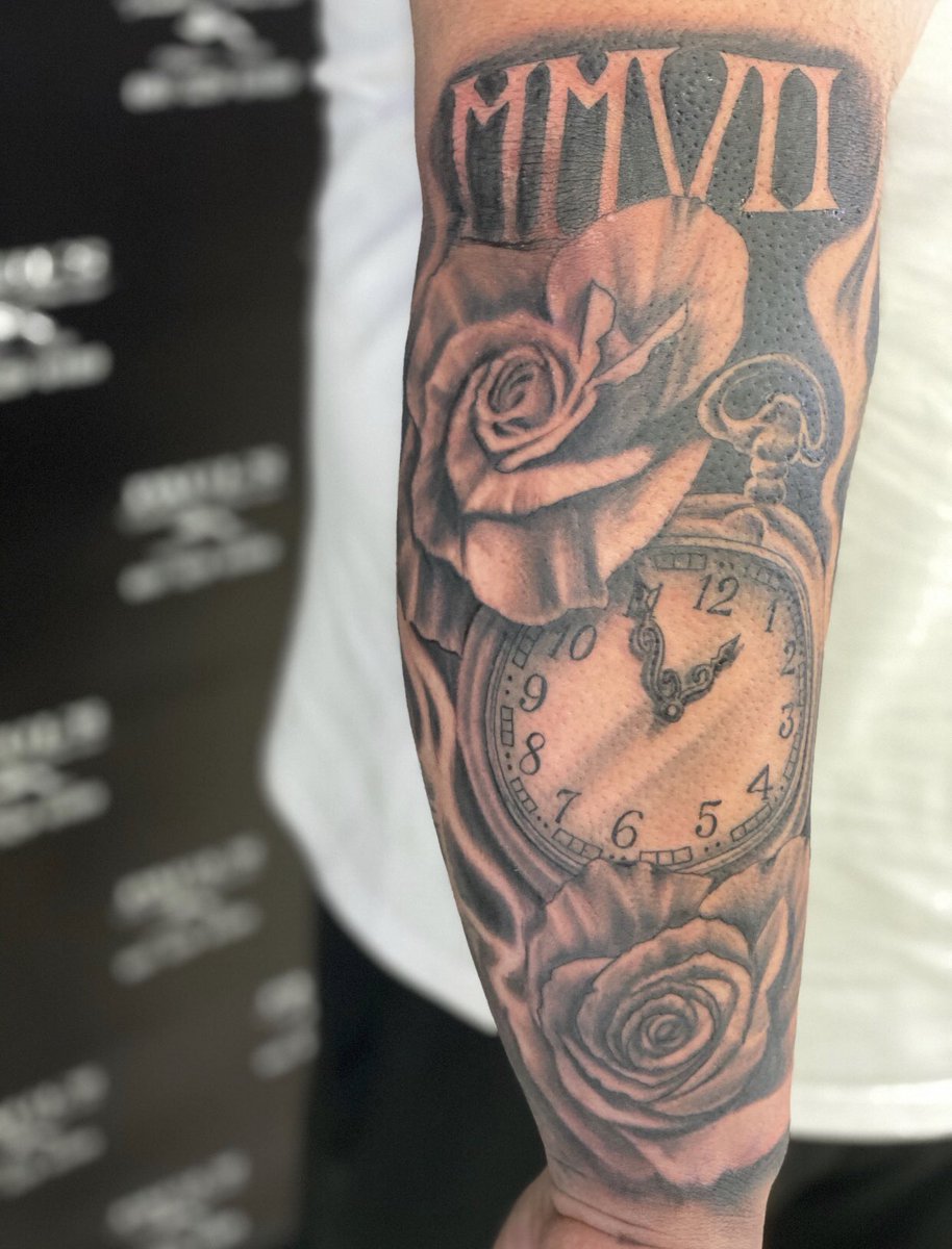 Jordanraymond74's tweet photo. Half sleeve done 💫🔥 https://t.co/snQgdTZIMR
