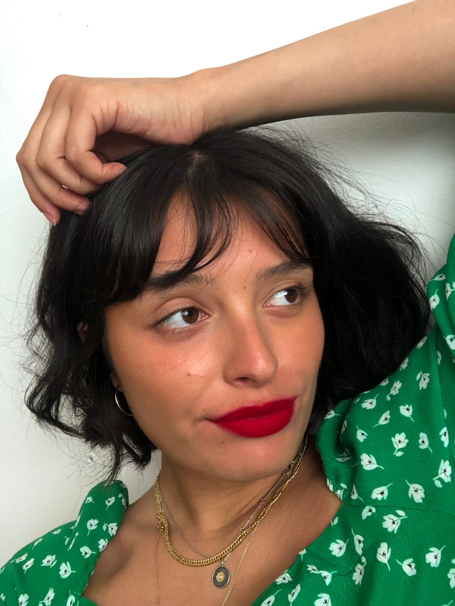 GabrielleRojas's tweet photo. red lips💋🌹 #rouje #jeannedamas https://t.co/JOaqflJROS