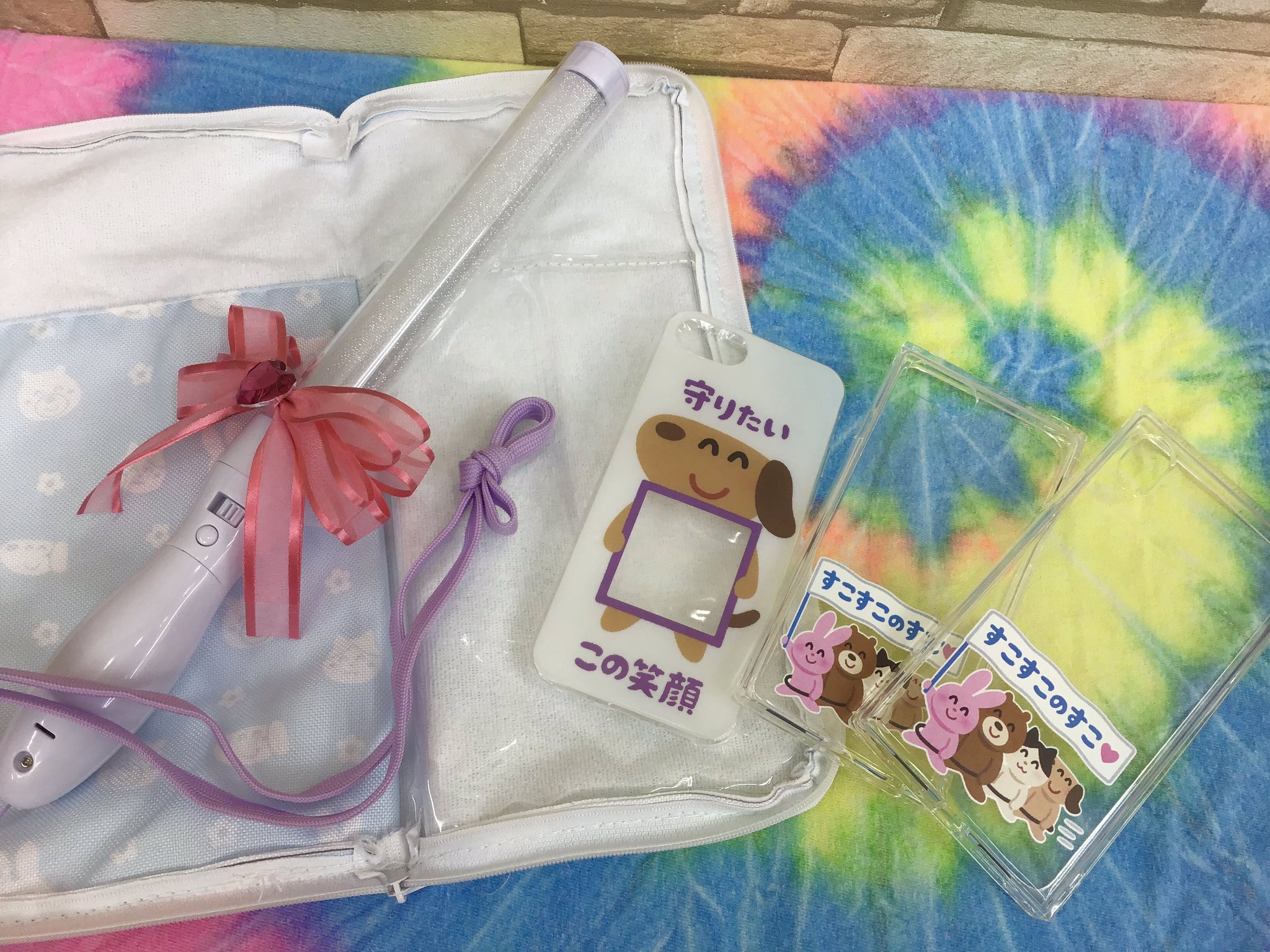 サンキューマートイオンタウン郡山店 いらすとや サンキューマート なんとなんとみんなお馴染みのいらすとやがサンキューマートとコラボ トートバッグ Iphoneケース ペンライトケース ハート窓ポーチ マルチケース の豊富な サンキューマートイオンタウン郡山店 いらすとや サンキューマート なんとなんとみんなお馴染みのいらすとやがサンキューマートとコラボ トートバッグ Iphoneケース ペンライトケース ハート窓ポーチ マルチケース の豊富な