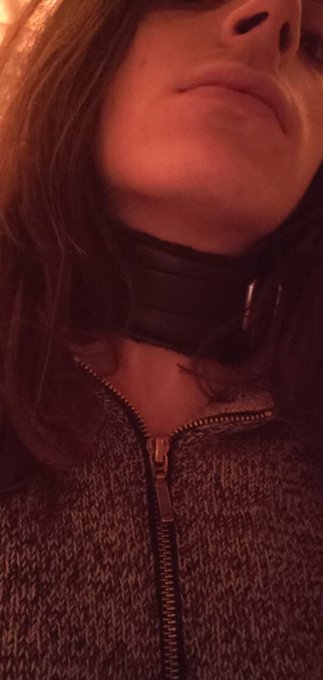 Yay my necklace has arrived its very cute https://t.co/wnpMmcN2LZ