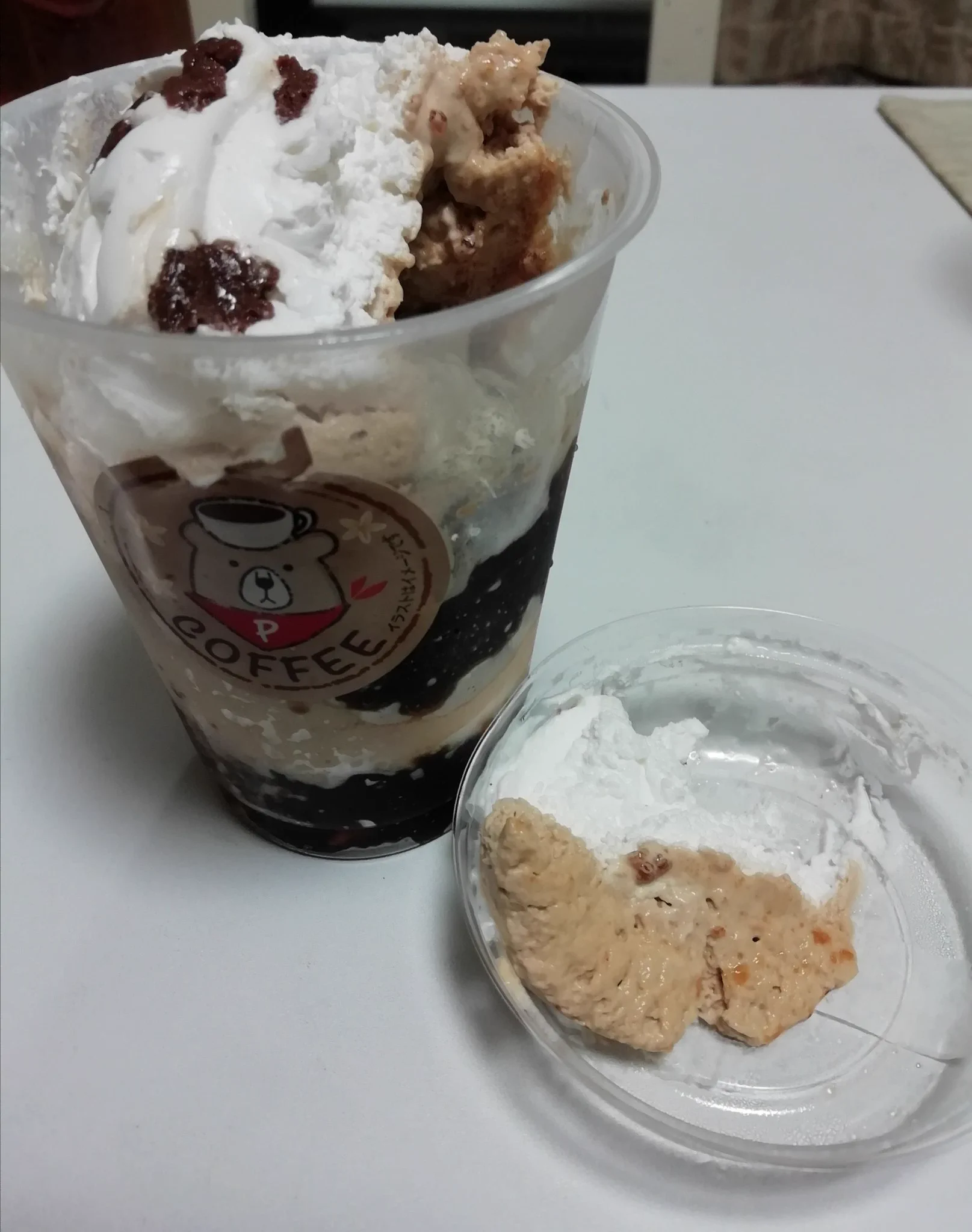 @tok071069 お気の毒です💦スーパーのデザートも原型を留めない状況になりました💧 