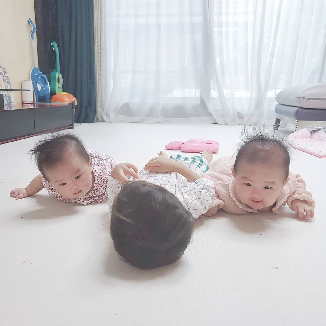 ftjoy's tweet image. 200719 jaeyul2._.2 insta update (2)

I think it's hard for the three of them to take a picture together...
#Finally #PickedUp #Ahrin #토 #주룩