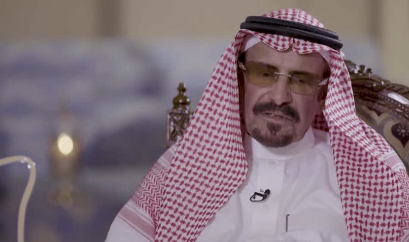 M9B7___'s tweet photo. ياعشيري عقب ضغطك على القلب الهشاش
وشفتني مـا عادني في هوى غيرك نـويّ
َ
مـا تهيّا سـاعةٍ يحتويهـا الأنتعـاش 
في مخاوى واحدٍ مـا يبي غيرك خويّ " https://t.co/oacghOofuT