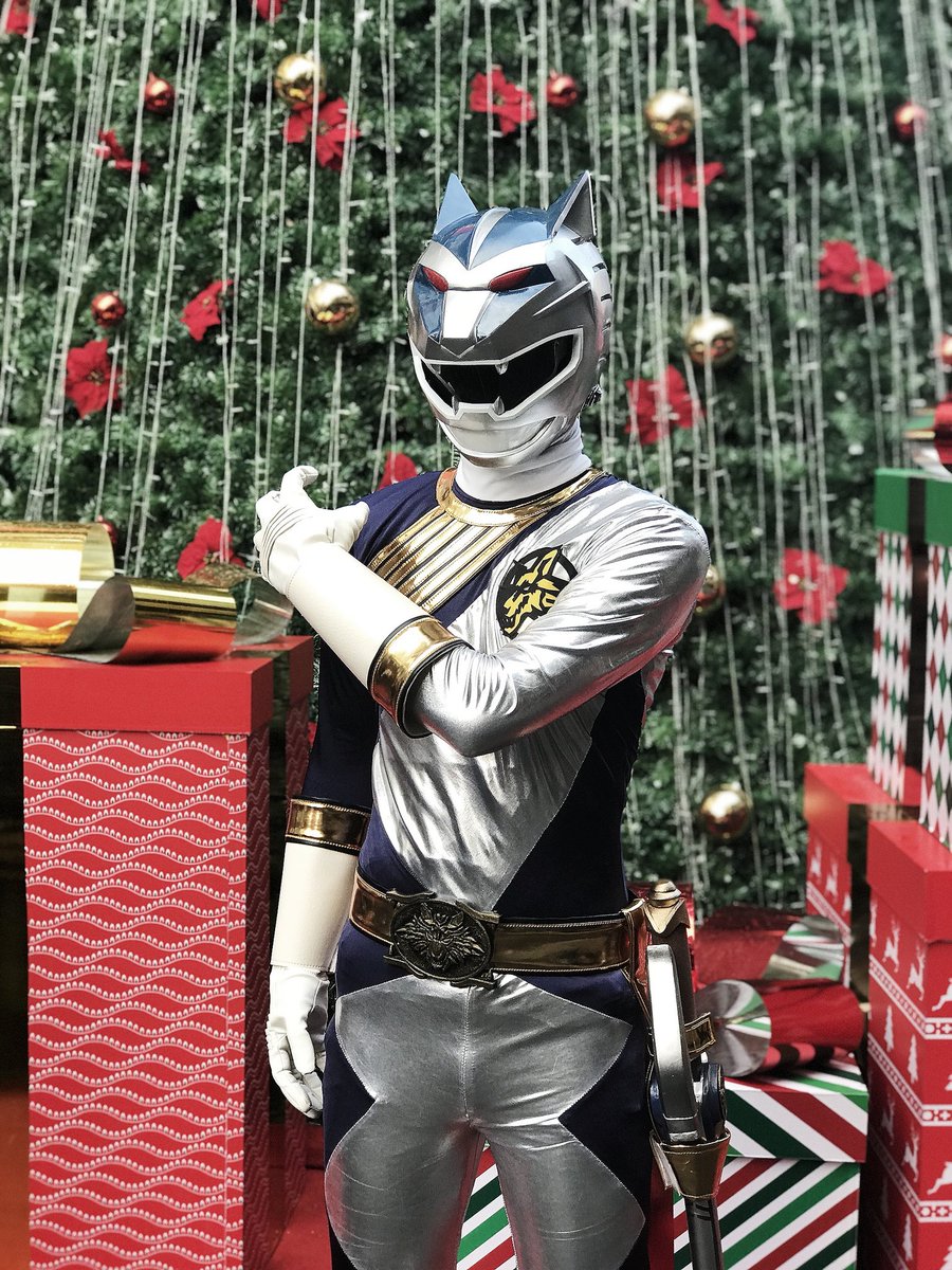 Captain_nomad23's tweet photo. Shinning Sparking Wolf by me 😎
#gaoranger #powerrangers #powerrangerscosplay #cosplay #supersentai #wildforce #gaosilver https://t.co/28jgd90ZVT