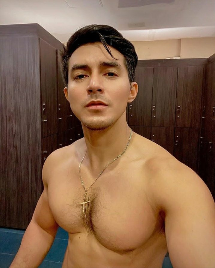 MakisigPinoy's tweet photo. IG: jaycee_domincel ⬇️⬇️⬇️
https://t.co/z2vb11IeHq 
.
.
.
@MakisigPinoy #pinoymakisig #sexypinoy #fitspiration #pinoybae 
#pinoyfitness #pinoygram
CTTO https://t.co/Ff5b0d3GVf