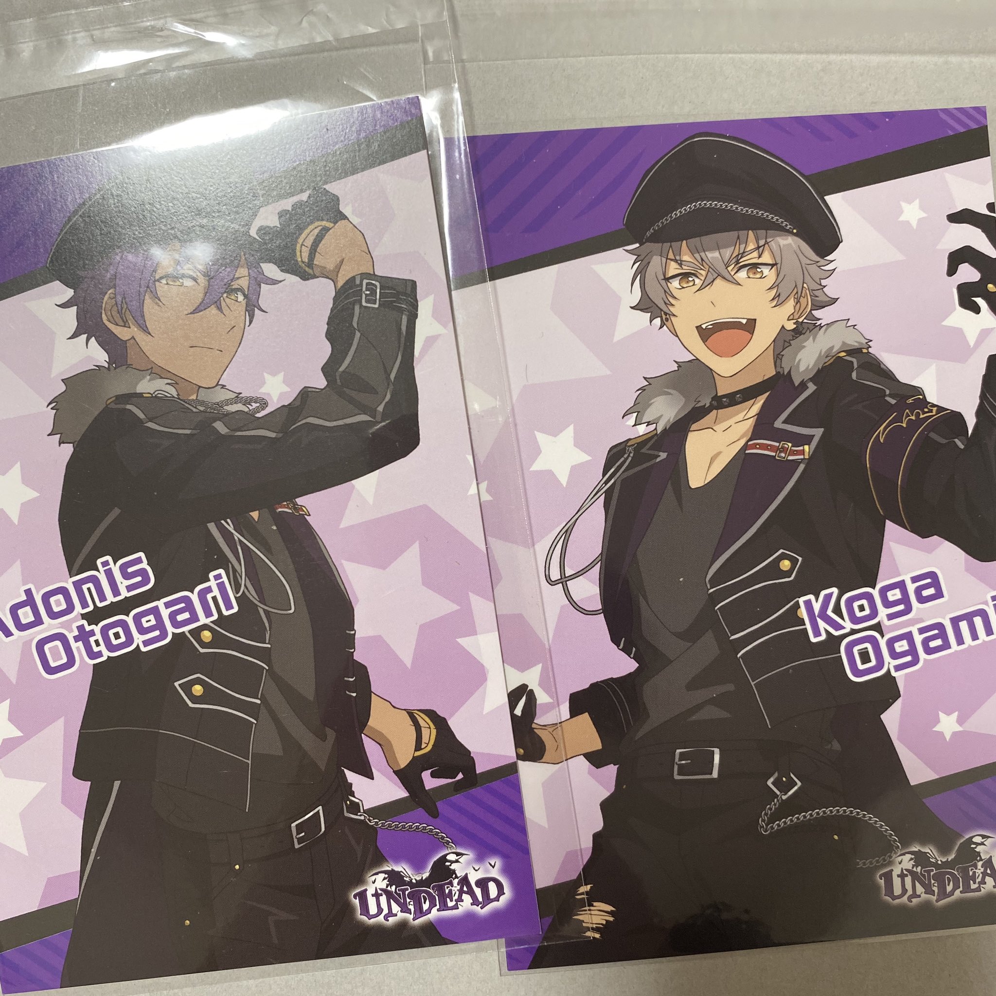 カバー付き】あんスタ☆UNDEAD【羽風薫】カプセル缶バッジ☆カプ缶☆