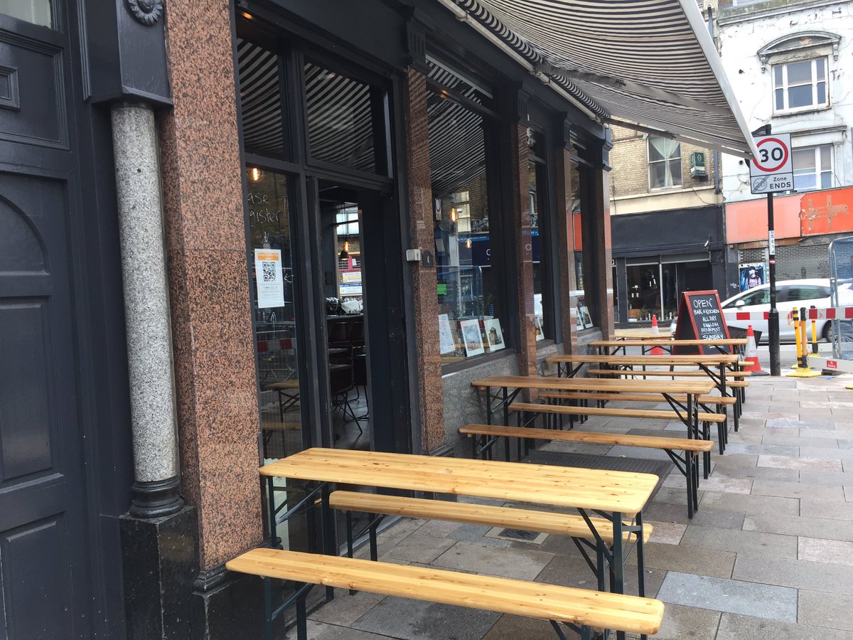 Love_SE4's tweet photo. Great to see @marks_of_se8 back. Another road closed allowing local businesses to put tables outside. Deptford has the right idea👏🏻👏🏻👏🏻👌👍❤️ https://t.co/yqUeIme2kO