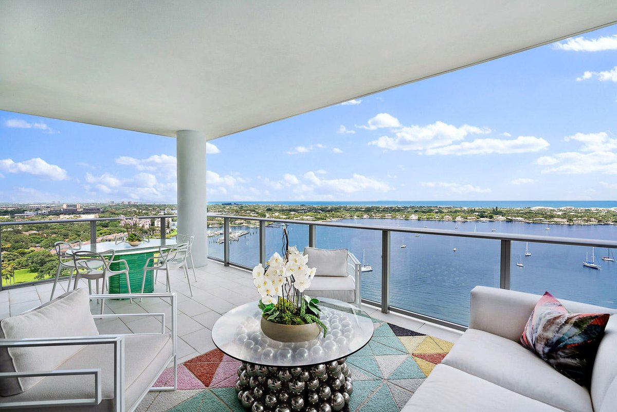 LuxWaterfront's tweet photo. 🌴Newly Listed North Palm Beach Waterfront Condo🌴 
🗝️ 1 Water Club Way 1904, North Palm Beach, FL 33408
View the full listing! 👉 https://t.co/Lw99ZnwtWB
📲Call Angela Voland at 561-232-4113 to schedule a showing!
#NorthPalmBeach #WaterfrontCondos #RealEstate https://t.co/x4J0r1LgOw
