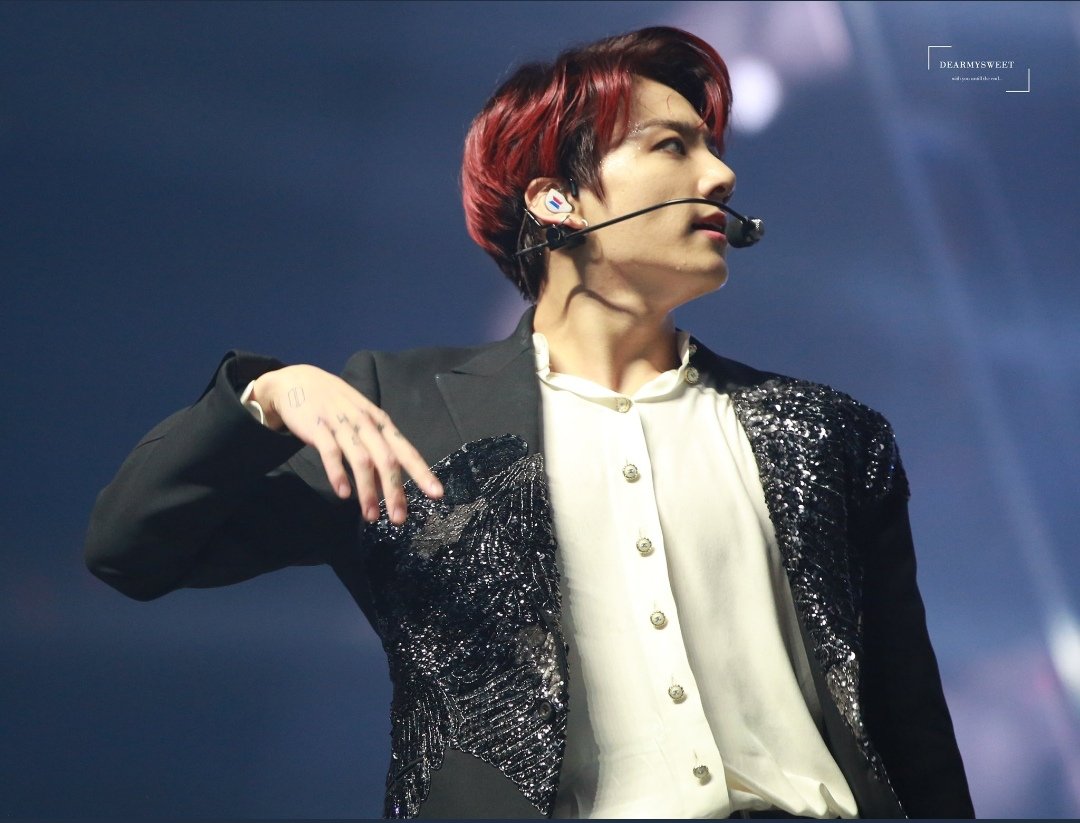 JJK_Times's tweet photo. [Media] Jungkook is included in the list of idols who have the best dance skills in Korean groups.
"Jungkook's dance style is usually fast, strong and intense, but he moves neatly, decisively and beautifully." https://t.co/VdV8lM2w9U