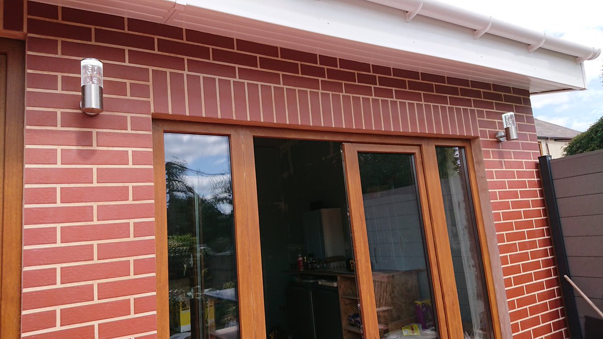 ELMATelectrical's tweet image. Fancy for outside lights?