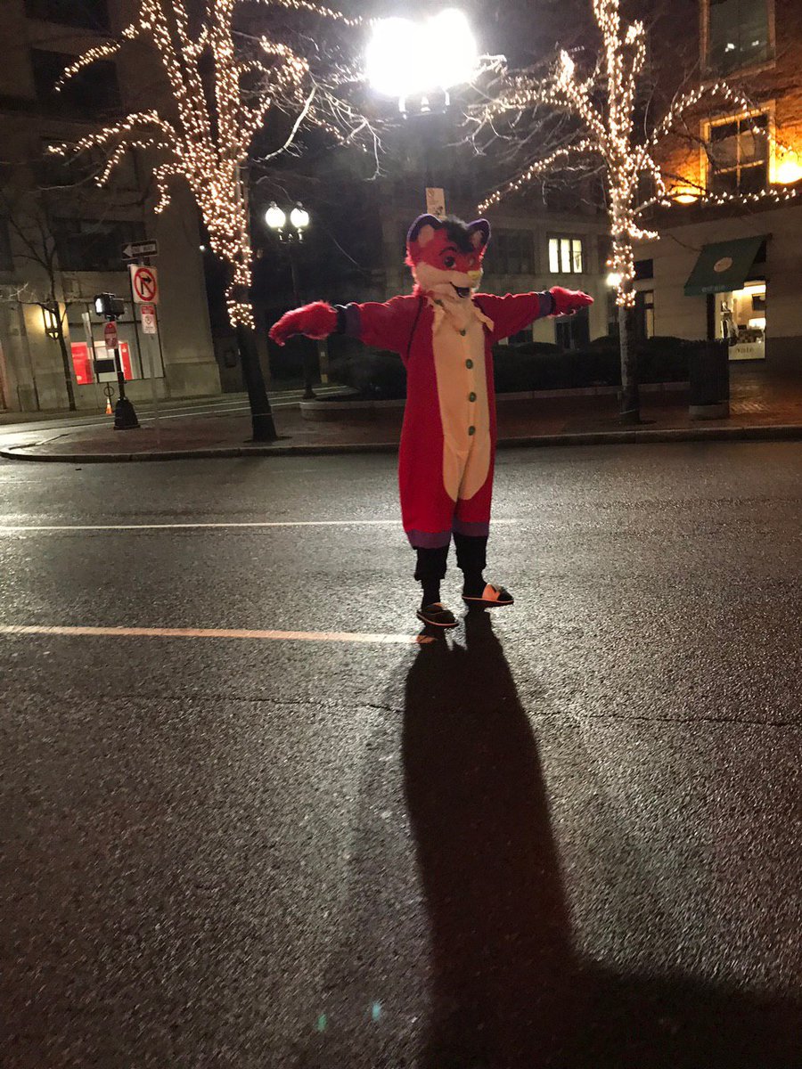 my brother wanted to know if t-posing is still a thing?