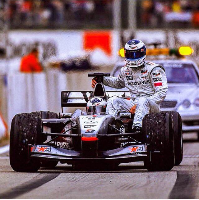 Wheels 🚘 and Muscles 💪🏼 tweet media