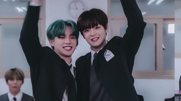 pjhaiurs_'s tweet photo. I just wanna flex this two best leader rt this if you agree❤💎 https://t.co/q0F559rkwN
