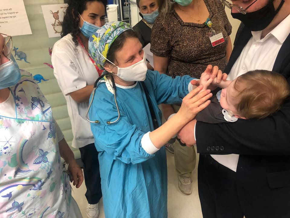 In honor of Firgun Day. 
Firgun is a Hebrew word which describes pride in the accomplishment of another. 

Prof. Ofer Merin, the Director General of Shaare Zedek Medical Center writes to the staff of Shaare Zedek, "You deserve a big thank you and a big "firgun."

#FirgunDay