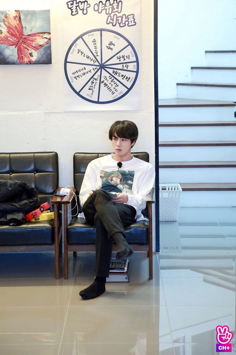 sexctaejin's tweet photo. @taeejiin23 @nation_taejin @softieforlwt @sproutjinny @lunarboyjinnie @BTS_NATION_ARMY @KimDipi @5e0kj1nr1 @BTS_twt @ksjinnieluna @seokjinshri @jinkilledme @ProudOfYouJIN @jwansvoo @lqjinsatan @VjinTaejin @SnoWhite_V @seroTAEJIN @taejin_12301204 @GoldTaejin12 @TAEJINReligion tnx for the tag!

Hello! Help me with Jin's brand reputation.  

Mention 5 moots to join and comment with 4 fav photos of Seokjin with the ht 💜

I tag:
@joonluvss
@TaejinStarry
@taejinniesmoon
@taejin_backhugs
@taejingays

#방탄소년단진 #방탄진 #진 #석진 #JIN #SEOKJIN 
@BTS_twt https://t.co/hZgNYnHYGv