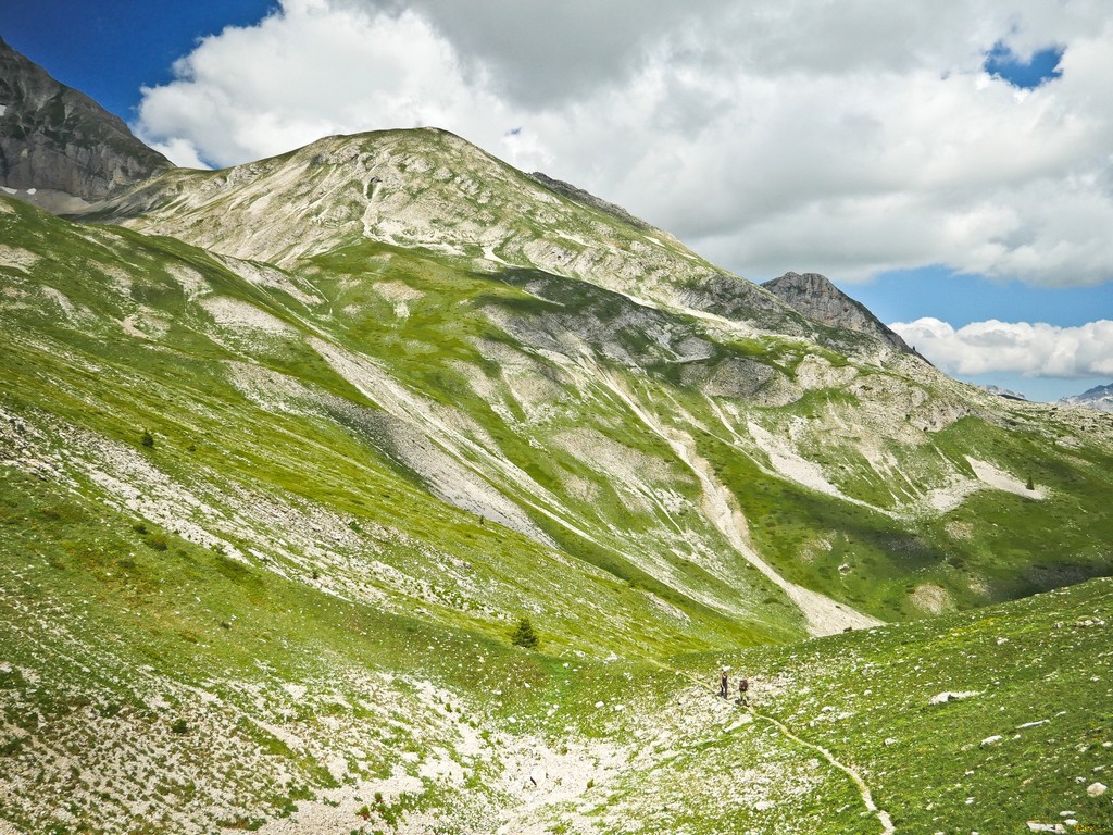 ledevoluy's tweet image. "𝑱𝒆 𝒄𝒓𝒐𝒚𝒂𝒊𝒔 𝒄𝒐𝒏𝒏𝒂î𝒕𝒓𝒆 𝒍𝒆 𝑫é𝒗𝒐𝒍𝒖𝒚 : 𝒋𝒆 𝒎𝒆 𝒕𝒓𝒐𝒎𝒑𝒂𝒊𝒔"
Les vallons de Bure invitent le randonneur à pousser la porte d’un univers qu’on aurait juré réservé aux experts. Et pourtant…
📸 Carnets de Rando
👉🏻 bit.ly/398gwan
#devoluy