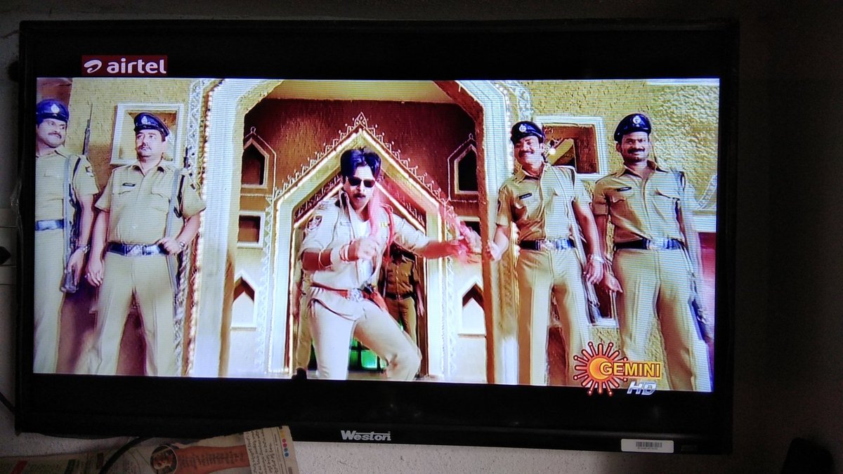 RouthuSurendra1's tweet photo. @ganeshbandla Kevvu keka https://t.co/VR3dvQmmxM