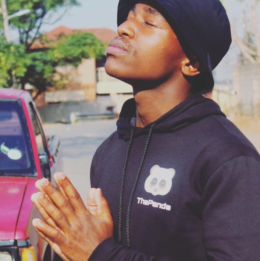 KayteeThepanda's tweet photo. PRAY FOR SUCCESS 🙏 https://t.co/5byyyPGjfM