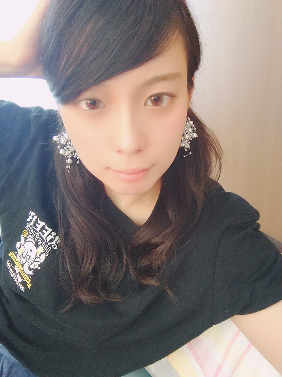 柳杏奈あむ なんちゃって前髪 最近マスクのせいでファンデーションつけなくなりました M M どの雰囲気が好き 柳杏奈あむ なんちゃって前髪 最近マスクのせいでファンデーションつけなくなりました M M どの雰囲気が好き