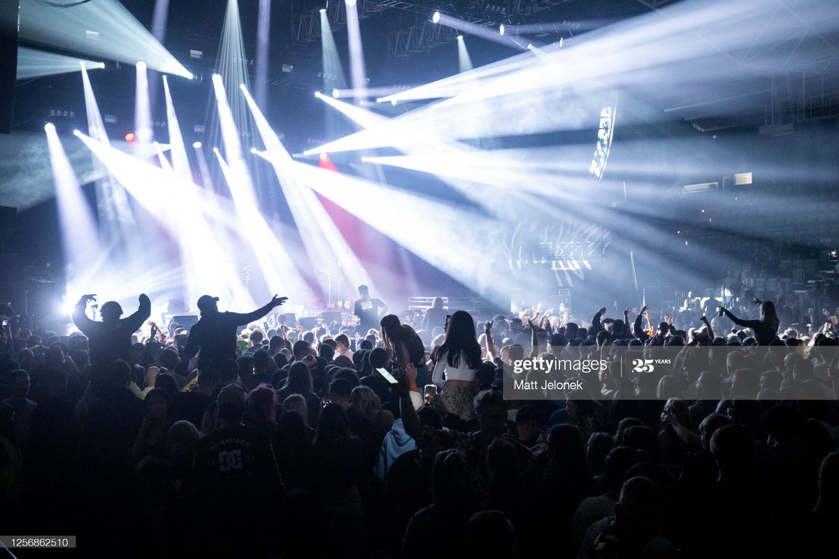 MattJelonek's tweet photo. Slumberjack perform on stage during the Castaway Unlocked Concert After COVID-19 Restrictions Ease in parts of Australia. #GettyImages @SLUMBERJACK  #SlumberJack #CastAwayFestival https://t.co/qamIOIyhbM