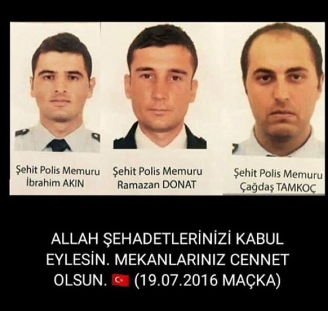 TrabzonEmniyet's tweet photo. 🇹🇷Rahat uyu şehidim kanın yerde kalmadı kalmayacak🇹🇷

🔷Maçka’da 19 Temmuz 2016’da teröristlerle girdikleri çatışmada... 
🇹🇷Şehit olan kahraman polislerimizin 🇹🇷şehadetlerinin yıldönümü...

🔷Mekanınız cennet ruhunuz şad olsun🤲 https://t.co/m911doDvrh