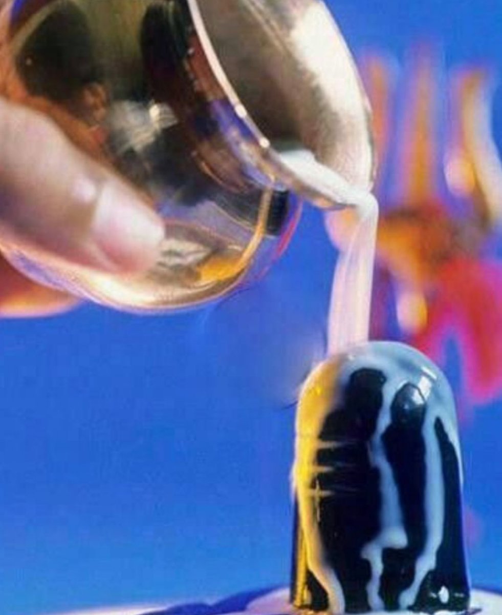 -- Most of the Hindus pour milk on Lord Shiva as complete faith & love without knowing the real reason, which is absolutely fine. This is pure bhakti.-Many do it after knowing the reason or for some material gains. This may lead to bhakti in future or next birth, still better.