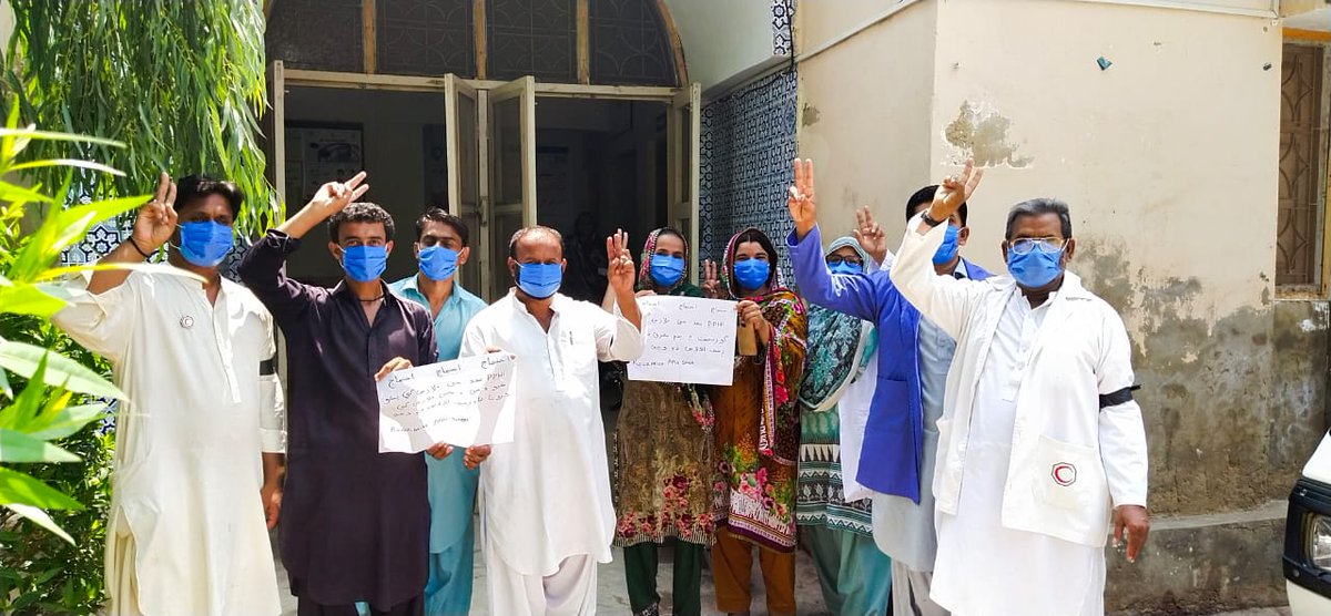 JavedKamboh20's tweet photo. Protested of pphi employees for regular https://t.co/QD3o7KhiR3