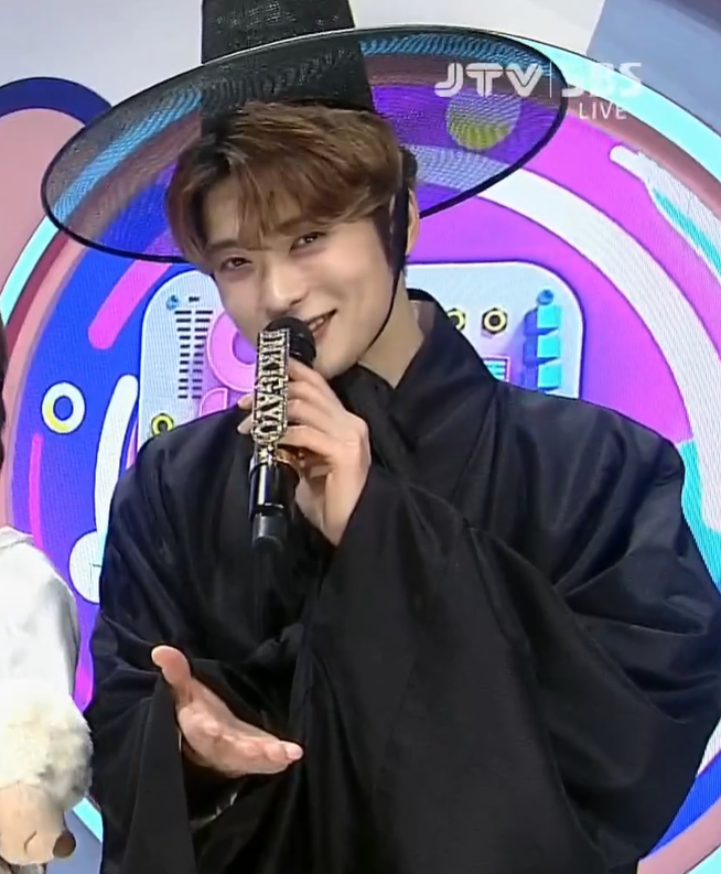 นายท่าน!!!!!!!!!! T_______________T