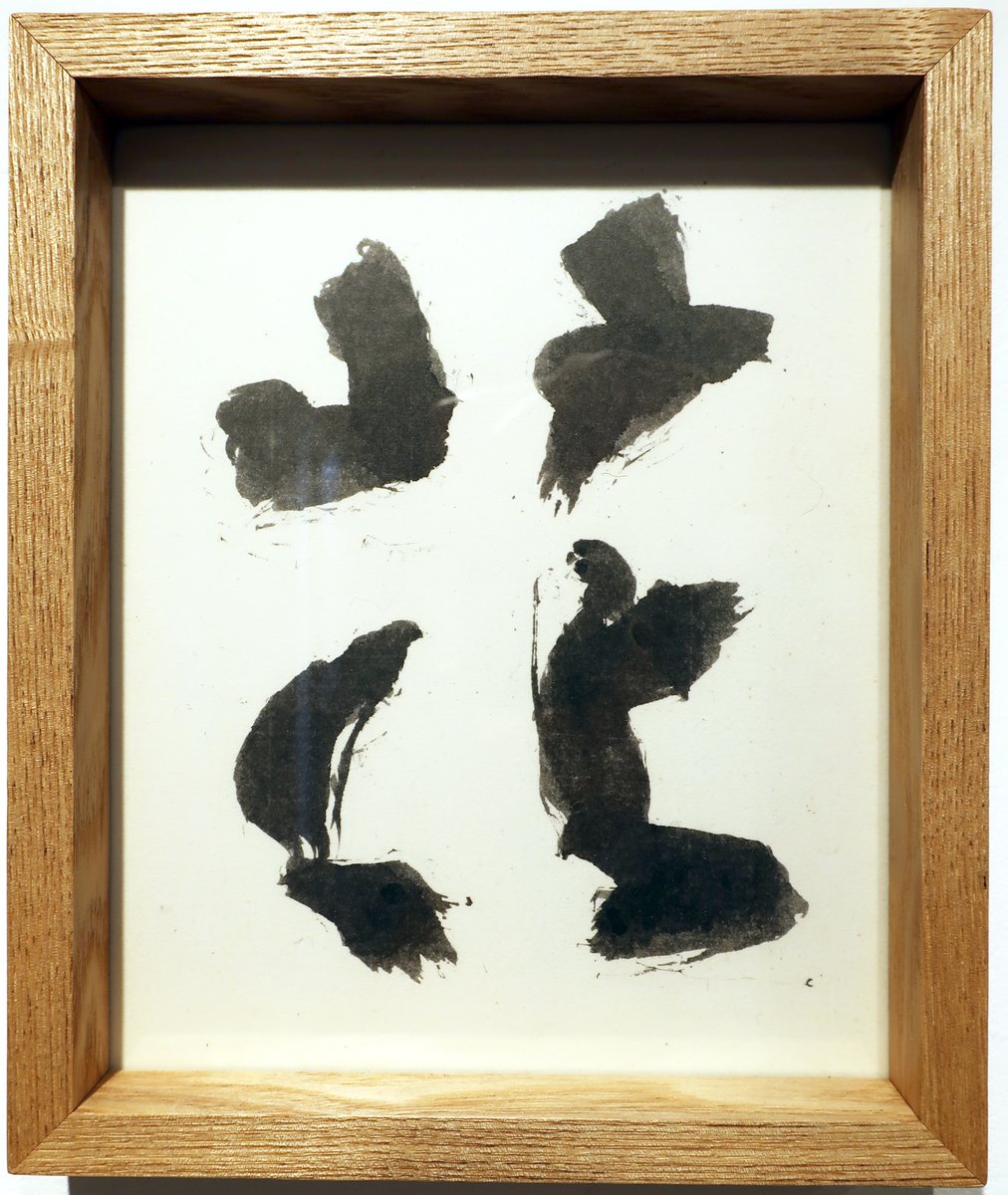 アトリエ三月 南あやか個展 6周年 三月 Netにて今展出品作品の取り扱いスタートしております 書家の華雪作品 展示タイトル 墨の花 まさに花開いたような形です 文字の成り立ちなどが作品に現れています 額 花 小 華雪 T Co Rxeveqlqdt