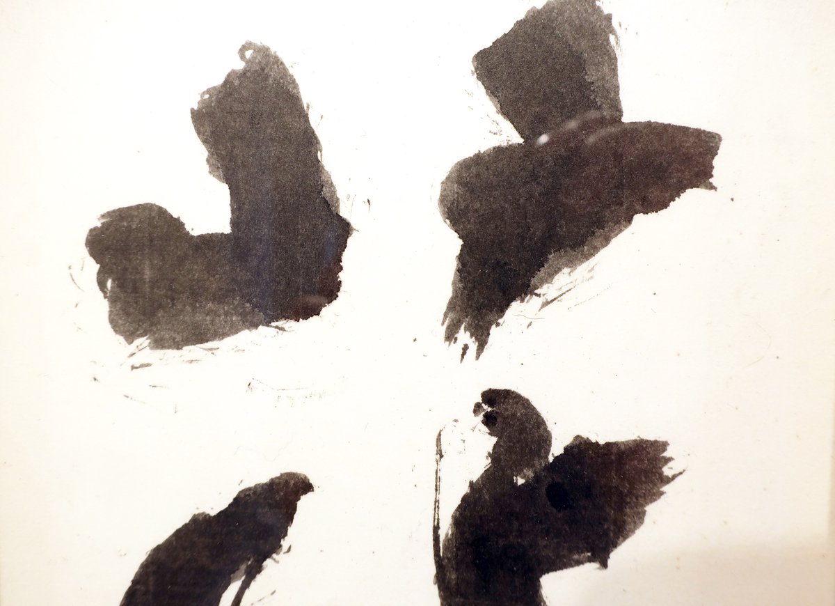 アトリエ三月 南あやか個展 6周年 三月 Netにて今展出品作品の取り扱いスタートしております 書家の華雪作品 展示タイトル 墨の花 まさに花開いたような形です 文字の成り立ちなどが作品に現れています 額 花 小 華雪 T Co Rxeveqlqdt