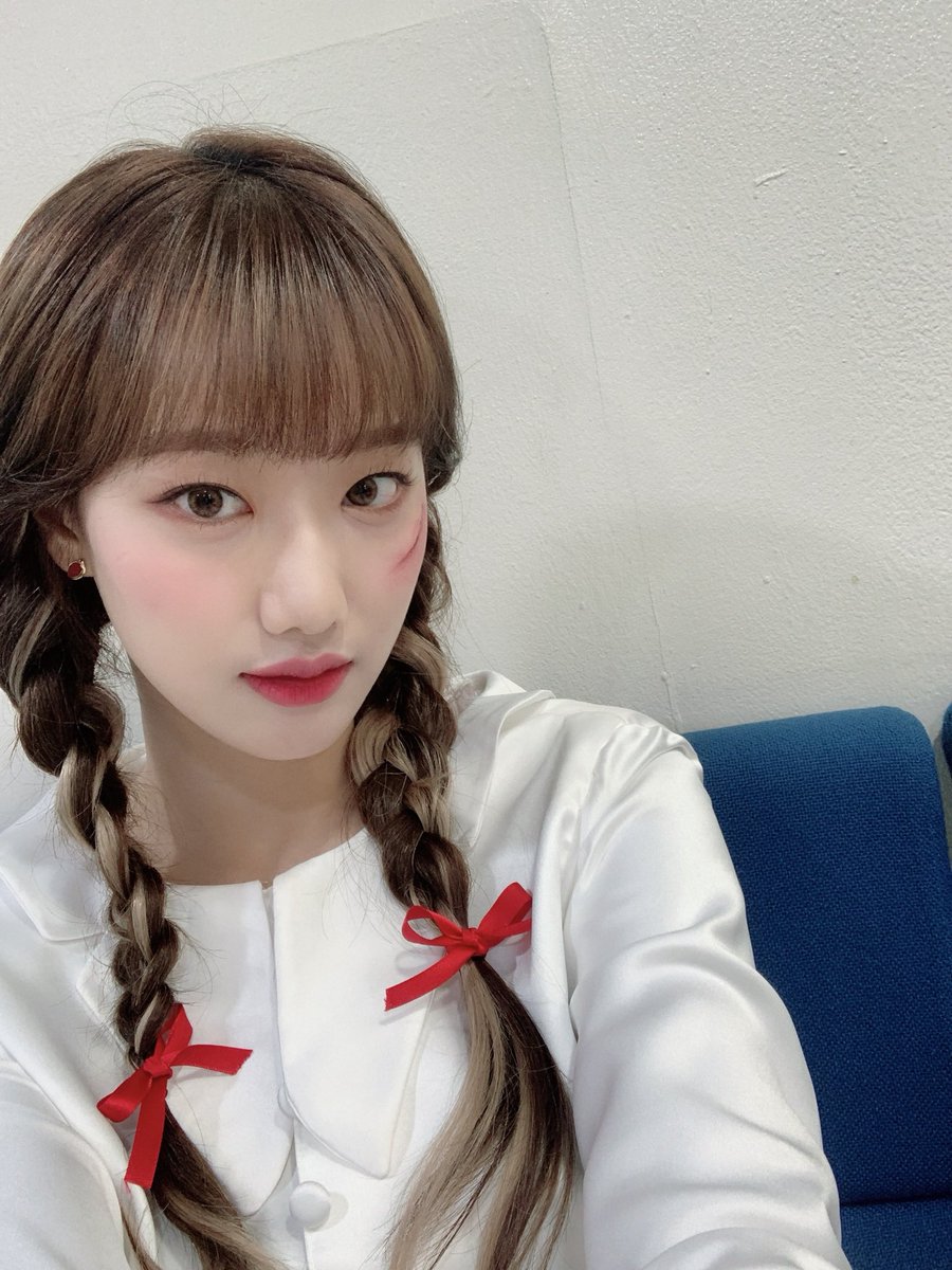 Yonghoou's tweet photo. say hello to me.  👻 https://t.co/q2palYsh0Q