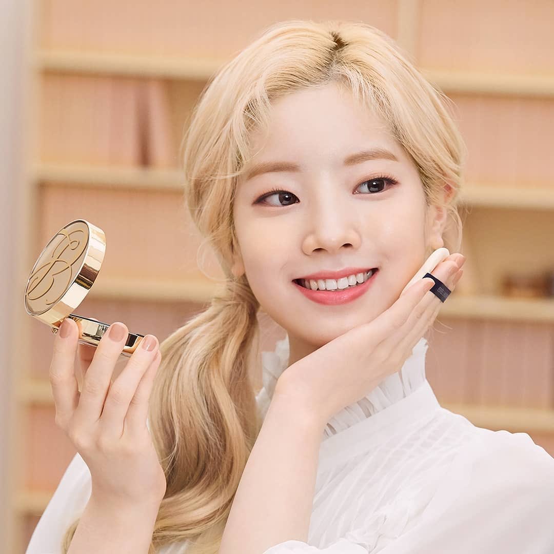 201. some blonde dubu  one of her longest hair colors even with all the variations she had
