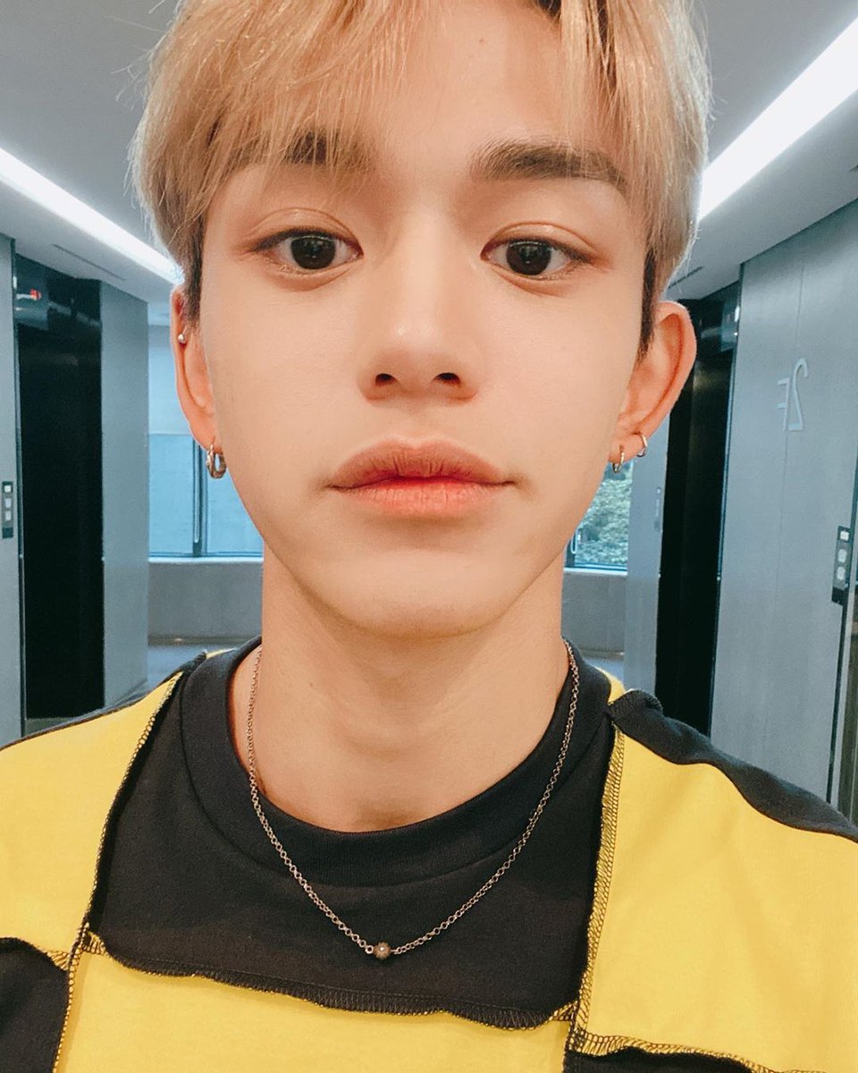 SuperM_LATAM's tweet photo. 200715 |WAYV| #LUCAS
Actualización de Lucas en su cuenta de IG!
''Hola😚los extraño chicos ❤️❤️❤️❤️''
🔗https://t.co/4ZmbB59z8k
-SuperM LATAM Unión
#WayV #WeiShenV #威神V #WayVTurnBackTime #SuperM #TEN #텐 #LUCAS #루카스 #黄旭熙
@superm @WayV_official https://t.co/bj3wCsZy5c