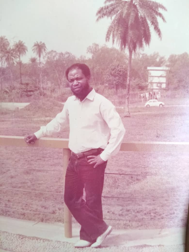 OgbeniDipo's tweet photo. Happy 70th birthday to the greatest dad in the world, Chief Babatunde Bamikefa Awojide (Esq). Otun Oosa, Odeomu, Osun State.

Alapandede tin je ni mesan mesan, Omo abi do'gun, ikoyi eso, iponriku toribo, Omo oni ise owo. I celebrate you today as always❤️🎉 https://t.co/2Q6ugIlLwg