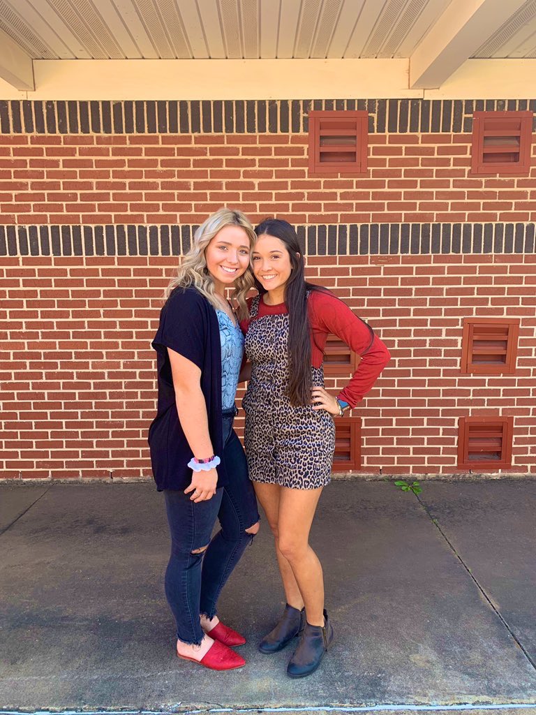 jaycee_renae2's tweet photo. Adding to this thread again🤪 happy 19th bday🥳 hope it’s the best! Thankful for all the memories spent with you over the years🥰 https://t.co/C9WqZ1fxs3