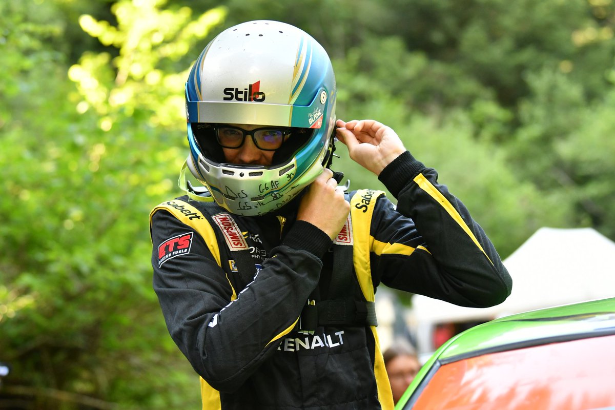 Samouraills's tweet photo. Retour dans un baquet hier pour une séance d'essais avec Kevin sur la 306 Groupe A en vue du rallye des Cévennes.
Samedi prochain nouvelle séance d'essais du côté de Chinon lors des Michelin RallyDays avec Didier sur la Clio R3T. https://t.co/cIXn8tIpyF