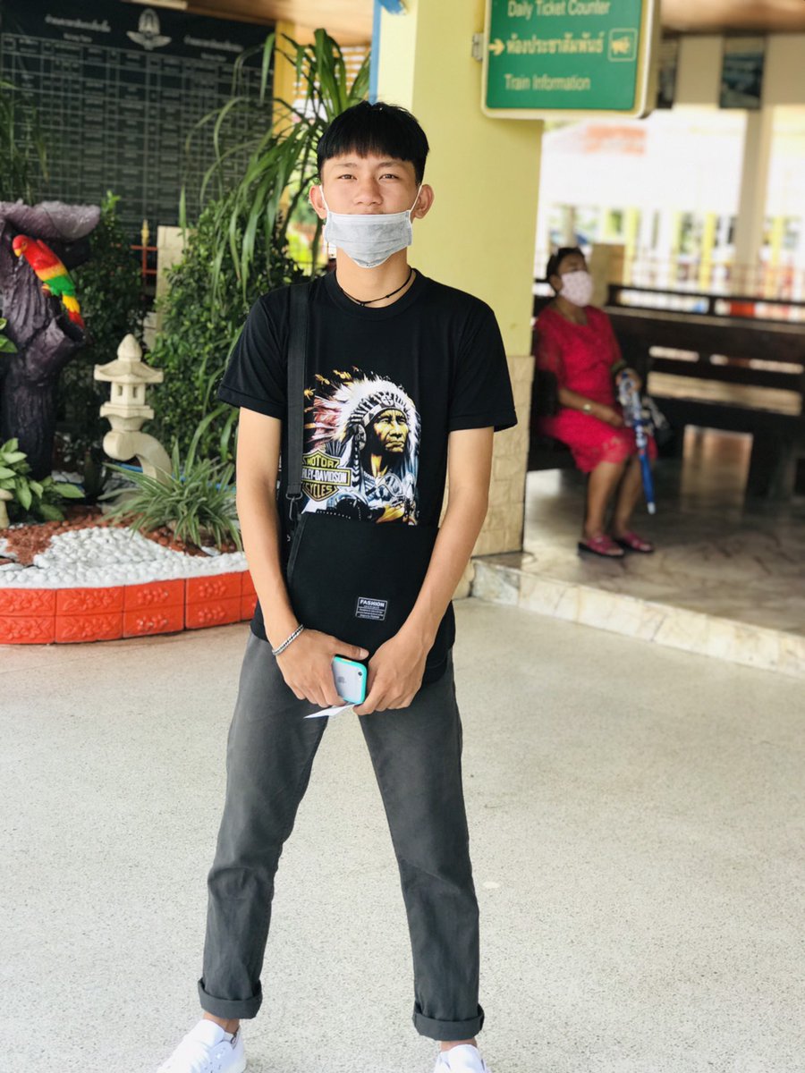 181_som's tweet photo. วันนี้อยู่โคราช ทักได้นะคับ 😁😋😊
ID:arsom45 https://t.co/7J7BWpWHEu