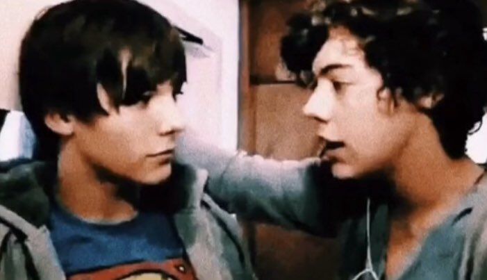 _OneAddition91's tweet photo. You can’t tell me they aren’t in love with eachother. 🥺❤️
#LarryStylinson
#LarryIsReal
#LarryFriendship
@Louis_Tomlinson
@Harry_Styles https://t.co/XBgUkXprrI