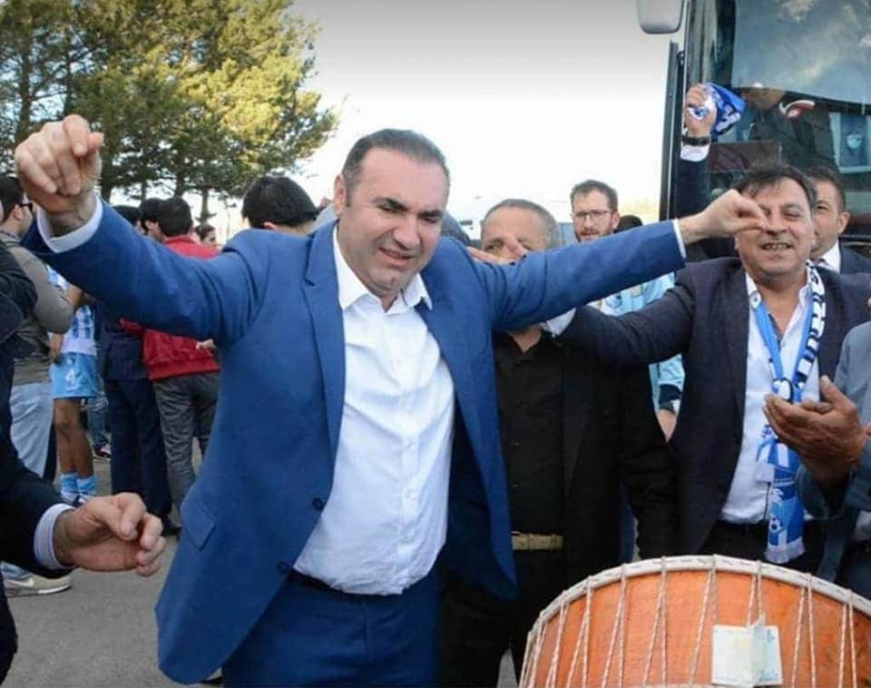 DundarOzbaylar's tweet photo. Süperlige Y��kselen Takımımız Erzurumspor'u Tebrik Ediyorum @dentistDundar https://t.co/vWDviUwcwA
