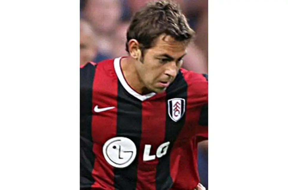 QPRReport's tweet photo. Flashback 13 Years...#OnThisDay in 2007: @QPR's Lee Cook Joins @FulhamFC (and personally gives money back to #QPR) https://t.co/IqiJZIXxlb #Fulham #LeeCook https://t.co/GNzrFEhW2c