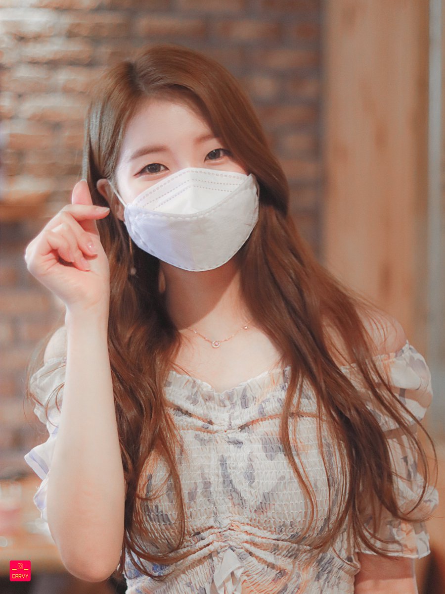Saturday_Carvy's tweet photo. 200718 세러데이 2주년 민서

얼마 만인지.. 😭

#Saturday #세러데이 #민서 #Minseo  
@saturday718 https://t.co/CnLJdf0MpS