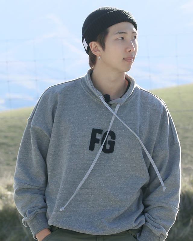 jk_rqv's tweet photo. ☁️A good day☁️

#kimnamjoon #kimnamjoonbts #namjoonhot #namjoonbts #namjooncute #bts #btsforever #btsloveyourself #bangtanboys #namjooniebts #namjoonie #btsarmy #rm #rmbts #btsrm #rmhot #namjoonsexy #btsmyworld #btslove #bangtanseonyeondan #bangtanarmy #bts https://t.co/go5YQWC44m