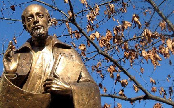 JesuitsBritain's tweet photo. Ignatius was 'a man of God who put God, his greatest glory and his greatest service, first … he left his followers a precious spiritual legacy’ (Pope Benedict XVI). We asked 10 friends to explore that legacy. Who is Ignatius to you? https://t.co/kdhFScDBSe #31DaysofStIgnatius https://t.co/szSJ7o88t4