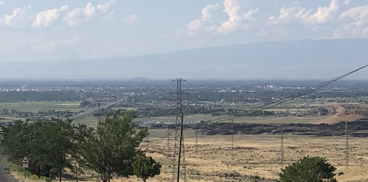 serhanyildiz06's tweet photo. @ereksu ailesinin en yeni üyesi ARTAN Ticaret, adeta Iğdır’ımızı @ereksu ile gelin gibi süslemiş. Teşekkürler #ığdır , teşekkürler ARTAN Ticaret👏👏👏 https://t.co/3Hd9xZJjwQ