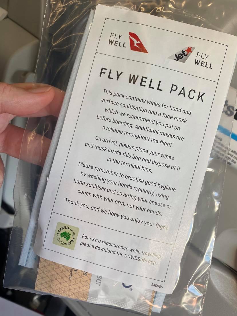 6/ At the gate, most passengers wear masks, some better than others. We pick up a "Fly Well Pack" – a mask & some hand sanitiser doubling as surface wipe. It’s a nice touch. The plane is about one third full. Maybe less. It’s still difficult to socially distance.