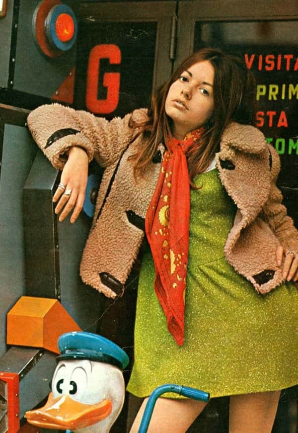 Totallywired65's tweet photo. #60style #60scool #vintagecool #vintagretro #retrocool #swinging60s https://t.co/s0zl5PsnZb
