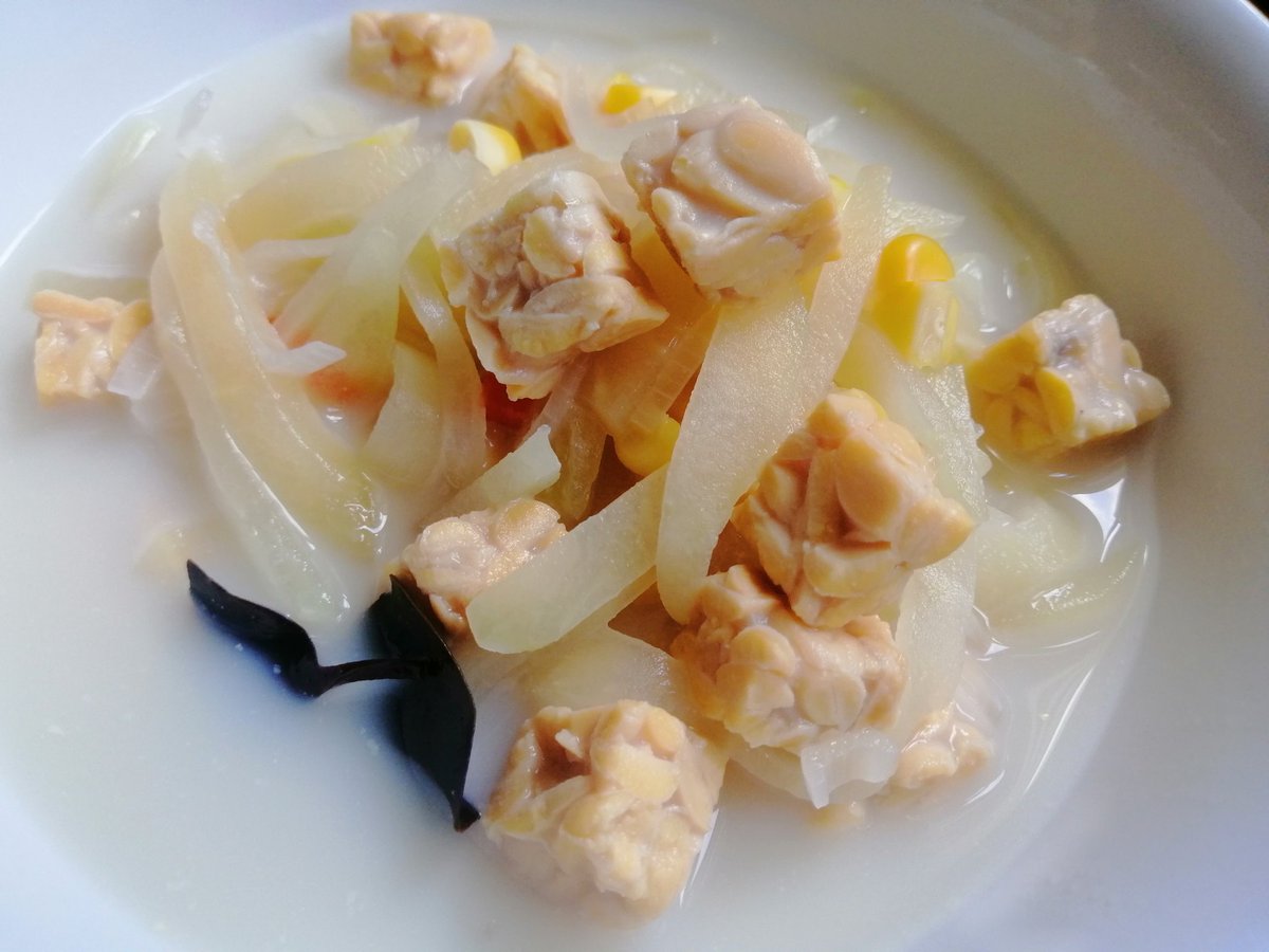 prue_annat's tweet photo. Sayur bobor tanpa santan fr scratch. Happy late lunch...
#fibercreme https://t.co/rDZqdhc17m