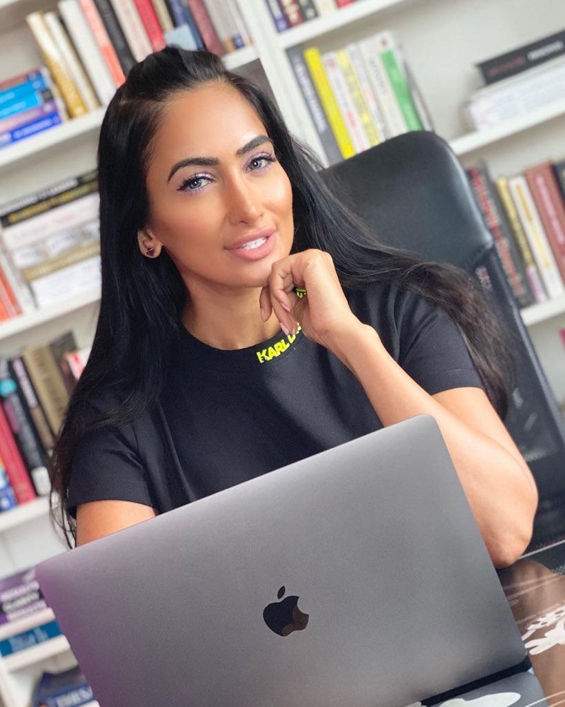 cryptoplux tweet media